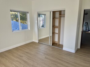 14762 Friar St, Unit 3 in Van Nuys, CA - Building Photo - Building Photo