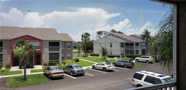 194 Santa Clara Dr in Naples, FL - Building Photo - Building Photo