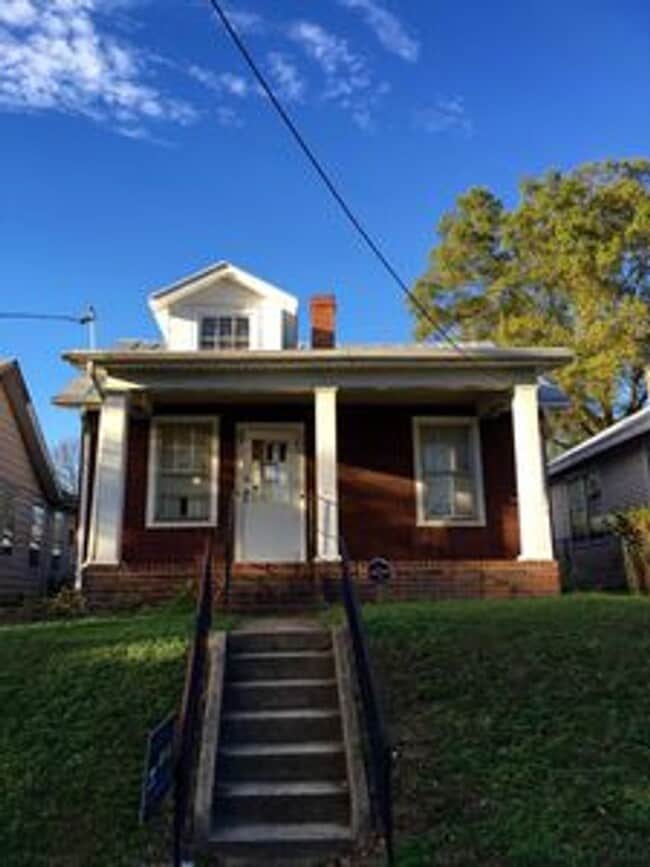 property at 1216 N 38th St