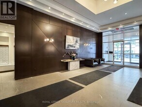 36 Blue Jays Way in Toronto, ON - Building Photo - Building Photo