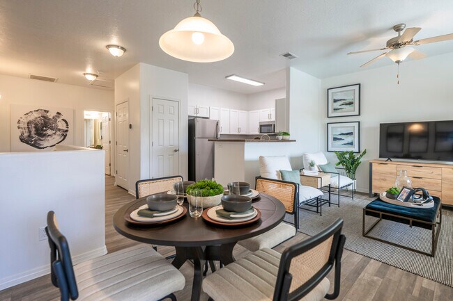 Cantata at the Trails in Albuquerque, NM - Building Photo - Interior Photo