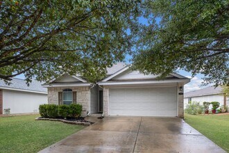 8907 Colt Bluff in San Antonio, TX - Building Photo - Building Photo