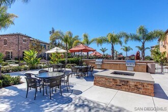 10637 Golden Willow Trail in San Diego, CA - Building Photo - Building Photo
