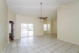 1021 Kelly Creek Cir in Oviedo, FL - Foto de edificio - Building Photo