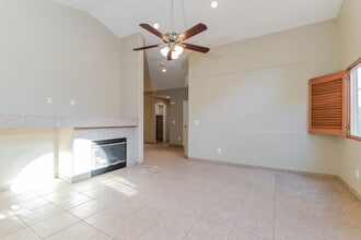 8800 Big Bear Pines Ave in Las Vegas, NV - Building Photo - Building Photo