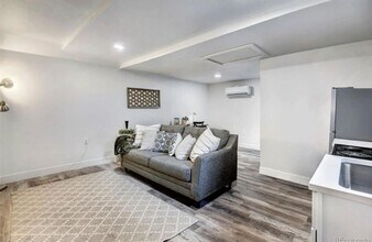 575 S Shoshone St in Denver, CO - Building Photo - Building Photo