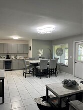 113 Lake Pine Cir in Greenacres, FL - Building Photo - Building Photo