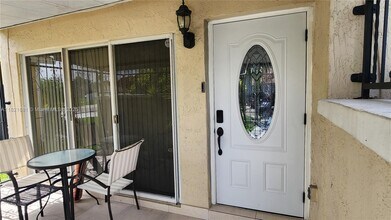 3243 NW 203rd Ln in Miami Gardens, FL - Building Photo - Building Photo