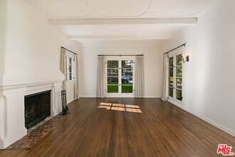 466 S Beverwil Dr in Beverly Hills, CA - Building Photo - Building Photo