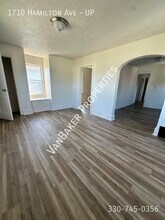 1710 Hamilton Ave-Unit -UP in Lorain, OH - Building Photo - Building Photo