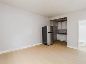 3806 S Broadway in Los Angeles, CA - Building Photo