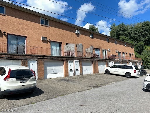 401 Dresden Ave in Wintersville, OH - Building Photo