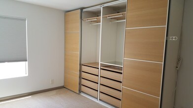 12111 Summertime Ln, Unit 12111 in Culver City, CA - Foto de edificio - Building Photo