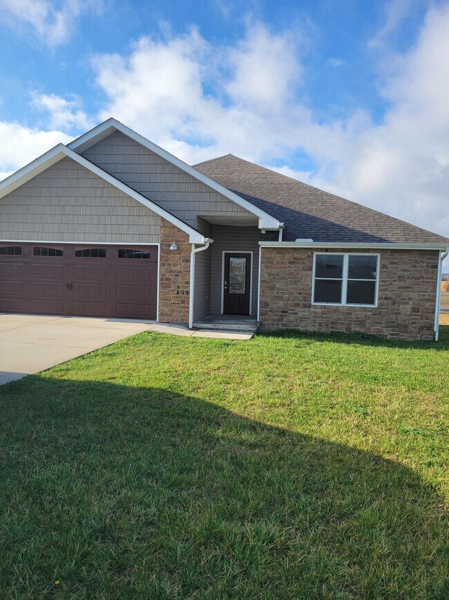 2707 Cook Rd in Crossville, TN - Building Photo - Building Photo