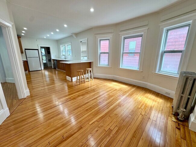 269 Alewife Brook Pkwy in Somerville, MA - Building Photo - Building Photo