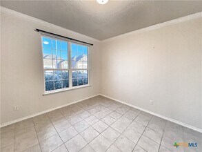 2261 Kiskadee Dr in New Braunfels, TX - Foto de edificio - Building Photo