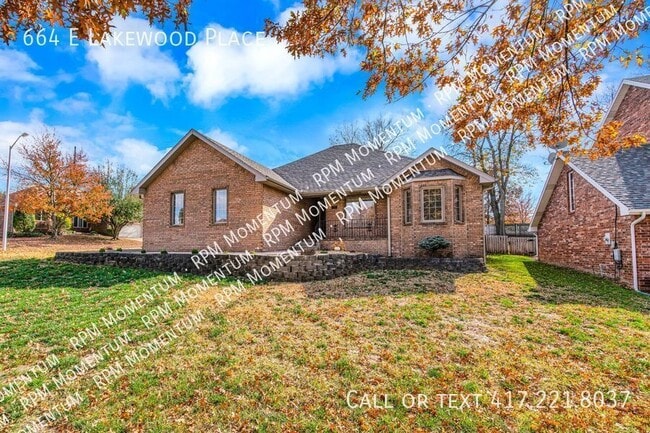 property at 664 E Lakewood St
