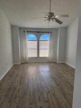 262 SW Crescent Ave in Port St. Lucie, FL - Foto de edificio - Building Photo