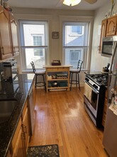 1750 Commonwealth Ave, Unit 12A in Boston, MA - Building Photo - Building Photo