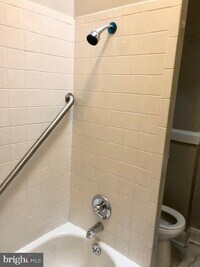 2824 Lake Ave photo'