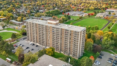 Bay Mills Place in Toronto, ON - Building Photo - Building Photo