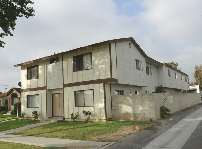 15 S El Molino St in Alhambra, CA - Building Photo - Building Photo