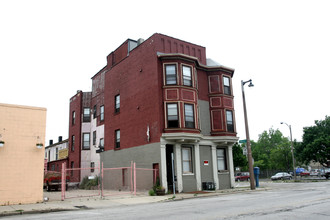 603 S 5th St in Milwaukee, WI - Building Photo - Building Photo