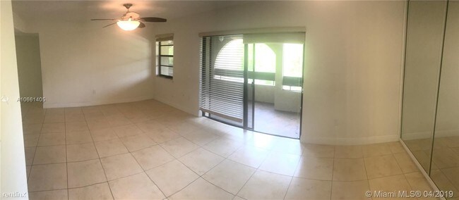 9015 SW 125th Ave-Unit -Apt N404 in Miami, FL - Building Photo - Building Photo