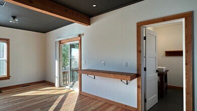 506 S 2nd St in Roslyn, WA - Building Photo - Building Photo