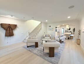 407 Westbourne St in San Diego, CA - Building Photo - Building Photo