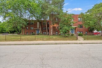 306-306 E 19th St in Indianapolis, IN - Building Photo - Building Photo