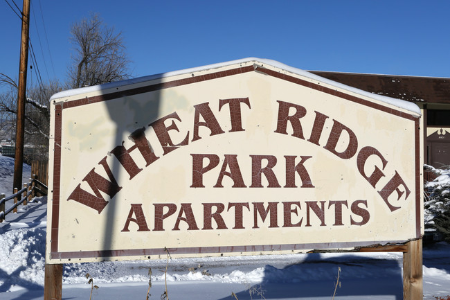 Wheat Ridge Park Apartments in Wheat Ridge, CO - Building Photo - Building Photo