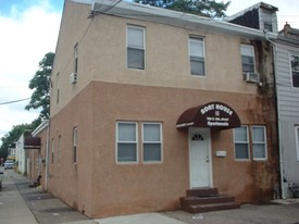 Boat House Apartments