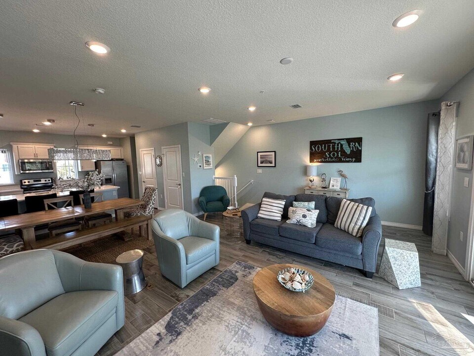 14549 Salt Meadow Dr in Pensacola, FL - Building Photo