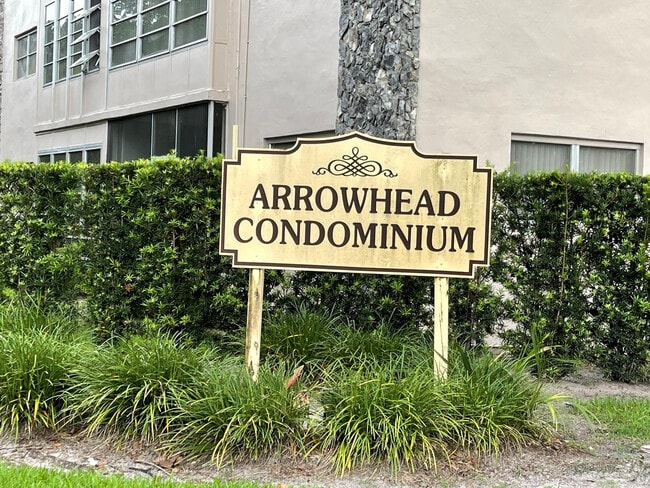 8161 SW 24th Ct in Davie, FL - Building Photo - Building Photo