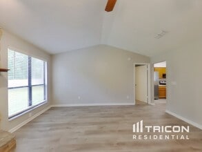 2055 Ashton St in Middleburg, FL - Building Photo - Building Photo