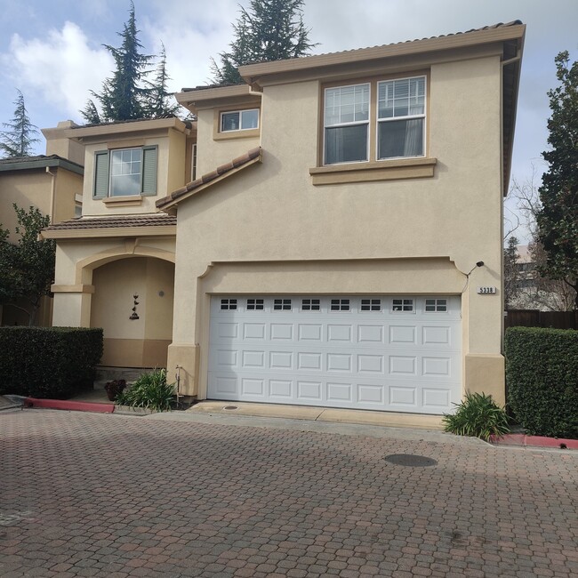 5338 Piazza Ct