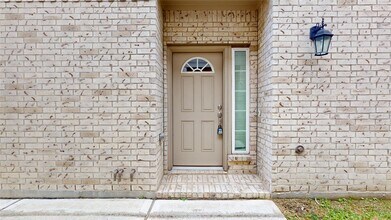 519 Dr. Martin Luther King Jr. Dr. in La Porte, TX - Foto de edificio - Building Photo