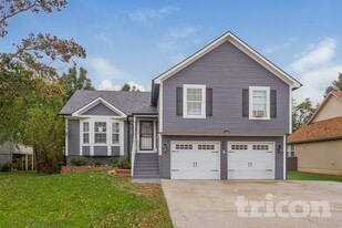 828 Cottonwood St in Gardner, KS - Building Photo