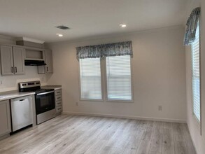 5532 Our Ln in Zephyrhills, FL - Building Photo - Building Photo