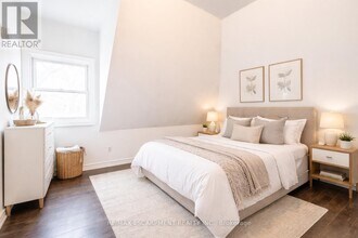 80 St Clair Ave in Hamilton, ON - Building Photo - Building Photo