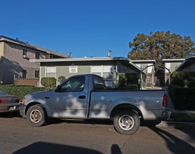 921-923 W Angeleno Ave in Burbank, CA - Foto de edificio - Building Photo