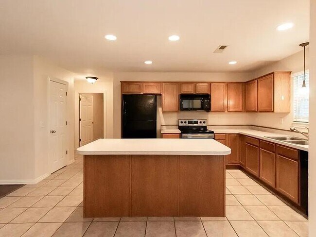 property at 3605 SW Carriageway Ave
