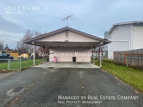 4515 E 8th Ave in Anchorage, AK - Building Photo - Building Photo