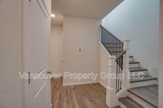 4945 NE 24th Ave in Vancouver, WA - Building Photo - Building Photo