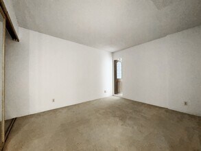 3731 Kanaina Ave in Honolulu, HI - Foto de edificio - Building Photo