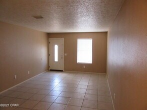 1104 W 19th Ct in Lynn Haven, FL - Building Photo - Building Photo