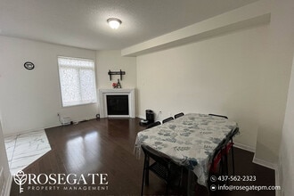 Spacious 4+Den Freehold Townhouse with 4 Parking & Walkout Garage – Brampton in Brampton, ON - Building Photo - Building Photo