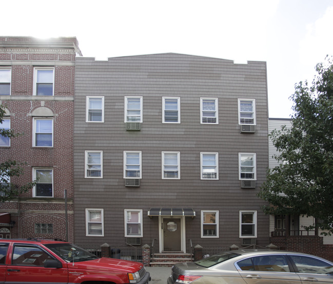 100 Jackson St in Brooklyn, NY - Building Photo - Building Photo