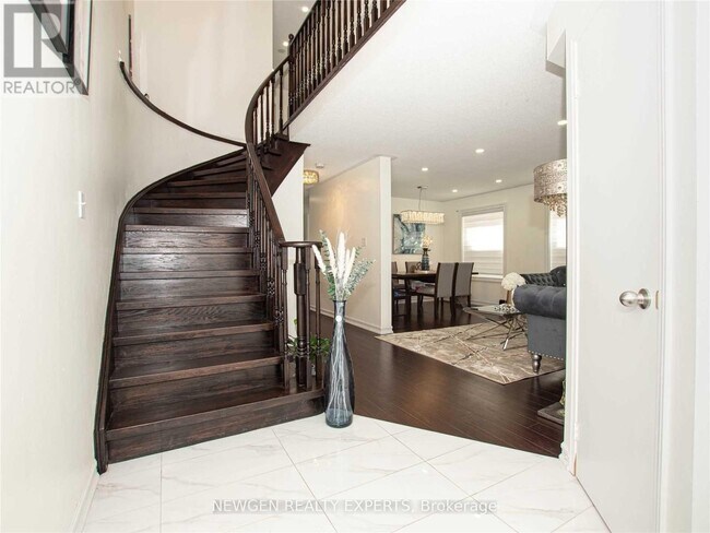 134 Muirland Crescent in Brampton, ON - Building Photo - Building Photo